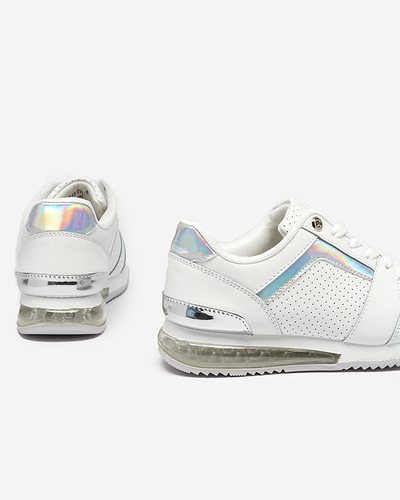OUTLET Białe damskie buty sportowe z holograficzną wstawką Berise - Obuwie
