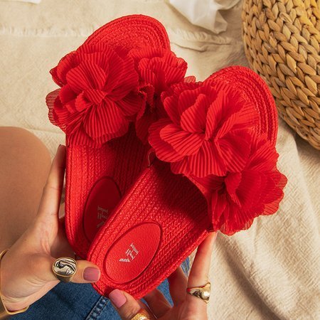 Czerwone damskie klapki z kwiatkami Pamelina - Obuwie