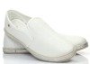 Białe damskie tenisówki typu slip on Omala - Obuwie