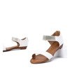 Białe sandały na niskiej koturnie Acellia - Obuwie