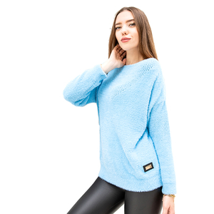 Klasyczny sweter niebieski oversize- Odzież
