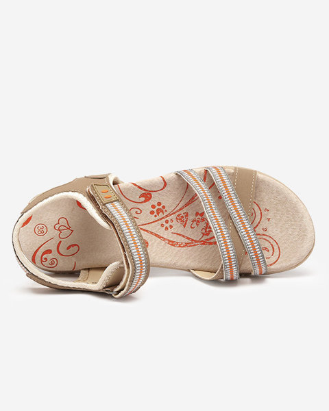 OUTLET Sandały damskie na płaskiej podeszwie w kolorze jasnobrązowym Weirovi- Obuwie