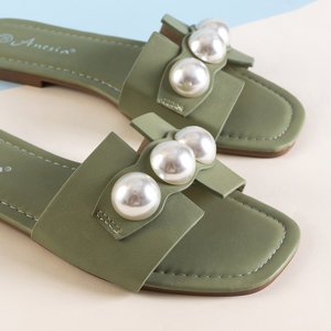 Zielone damskie klapki z perełkami Teonilla - Obuwie