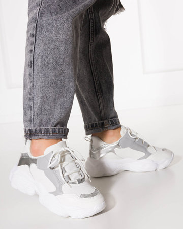 Білі жіночі кросівки на платформі зі сріблястими вставками Verica