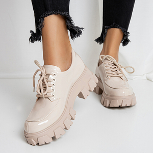 OUTLET Жіночі світло-бежеві лаковані туфлі на шнурівці Ginara - Взуття