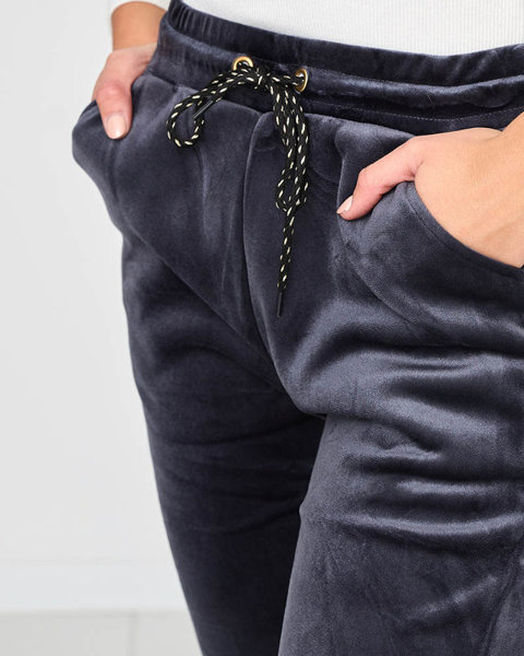 Темно-сірі жіночі утеплені велюрові спортивні штани джоггери - Одяг