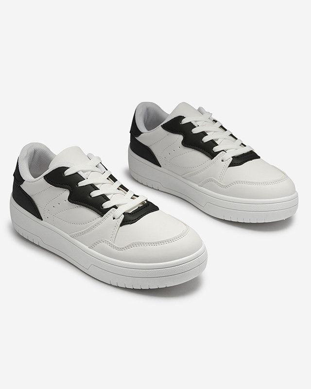 Жіночі спортивні кросівки білого кольору з чорними вставками Tercua- Footwear