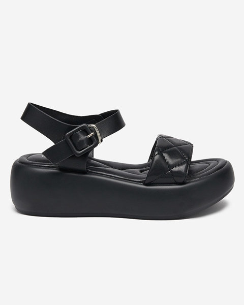 Жіночі стьобані сандалі на танкетці з екошкіри чорного кольору Baloui. Взуття